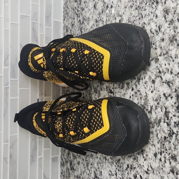Black & Yellow Adidas Knit Basketball Shoes sz 17 stableframe sneakers - Picture 2 of 7